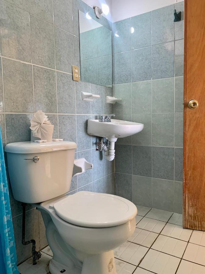 Hotel Casa Juanita Пуэрто-Эскондидо Экстерьер фото