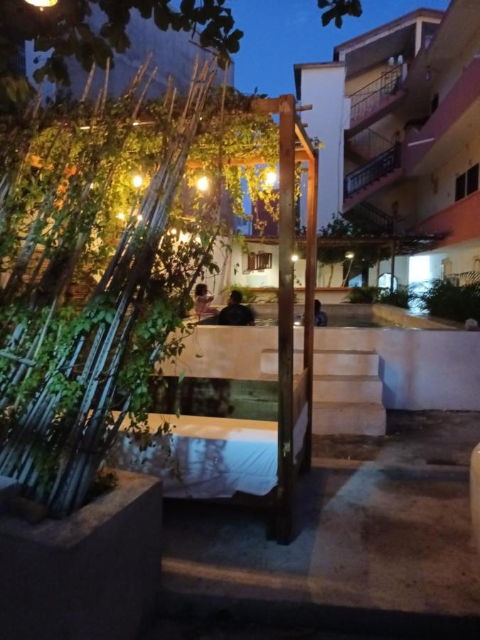 Hotel Casa Juanita Пуэрто-Эскондидо Экстерьер фото